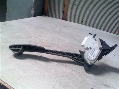 VOLVO S80 98.05.01-06.02.28 Elektromos gázpedál