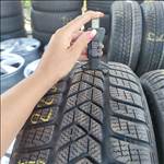  225/40 R19 Pirelli téli gumi 110000ft a 4db/164/