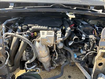 Citroën C4 Picasso II, Peugeot 5008 I, Peugeot 308 II HN02 1.2 benzines komplett motor 