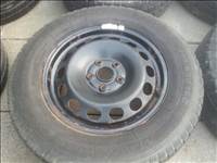 VW Caddy/Caddy Maxi lemezfelni, rajta 215/65R16C Goodyear nyári gumi 