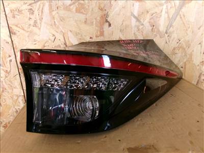 TOYOTA YARIS CROSS jobb hátsó LED lámpa 2022-  81550-0DE20