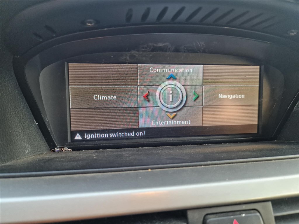 BMW 318 (E90, E91, E92, E93) bontott alkatrészei 3. kép
