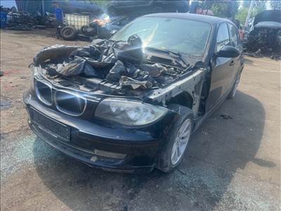 BMW 116 megmaradt alkatrészek