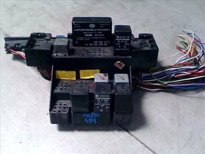 SAAB 9000 Biztosítéktábla BCM BSI BSM SAM GEM modul Utastér