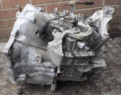 Ford Focus Mk3 C-Max mk2 Váltó 2.0 Diesel  2101834 bv6r7002pcc