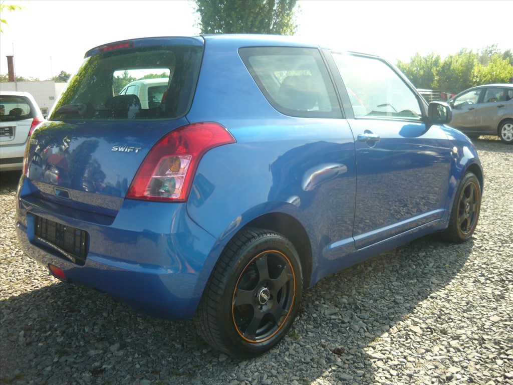 Eladó Suzuki Swift IV 3. kép