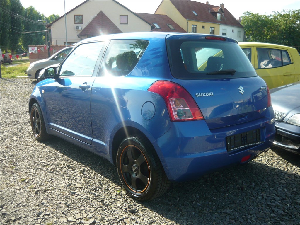 Eladó Suzuki Swift IV 9. kép