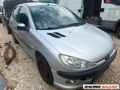 Peugeot 206 Jobb első Kerékagy *169155*