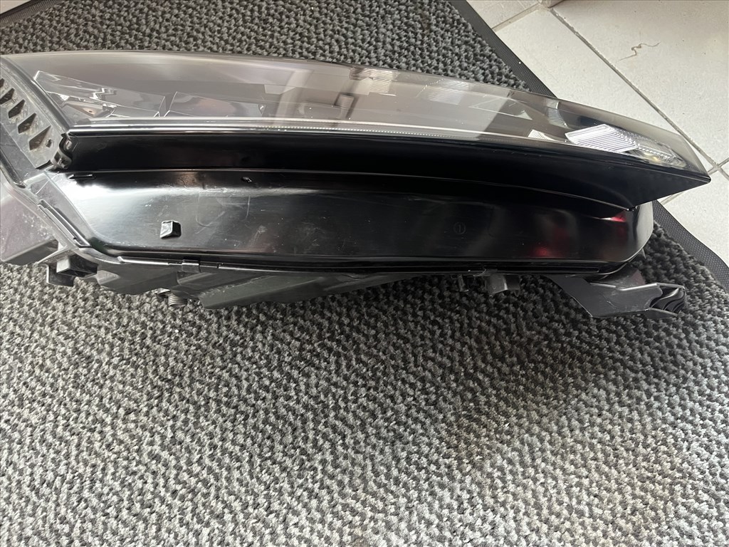Skoda Octavia IV (5E3) jobb led fényszóró  5e4941016 3. kép
