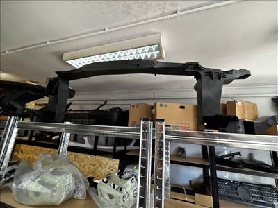 Mercedes Vito (3rd gen) W447 homlokfal 