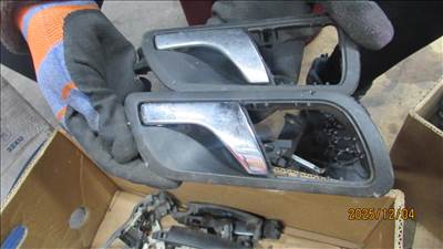 Skoda Fabia 2000-2007 jobb hátsó belső kilincs 5Y6839248