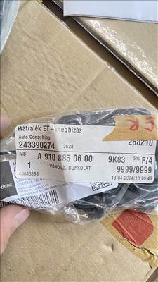 Mercedes Sprinter W907 Vonószem takaró burkolat a9108850600