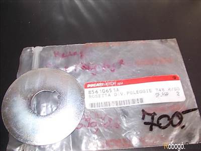 Ducati 748  főtengely közötti hézagoló