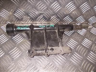 Piaggio Beverly 500 motor felfüggesztés