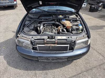 Audi A4 (B5 - 8D) Avant 1.9 TDI VÁLTÓ 5 SEBESSÉGES