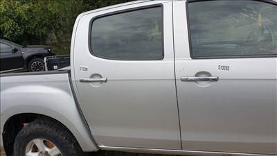 513286 Isuzu D Max, 2015, Jobb Hátsó Ajtó, Kompletten.