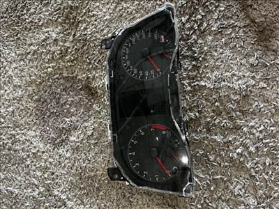 Toyota Yaris GR - Műszeregysége / kombinált műszer 838005d221