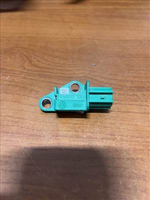 VW, Skoda, Seat oldallégzsák indító 1k0909606d