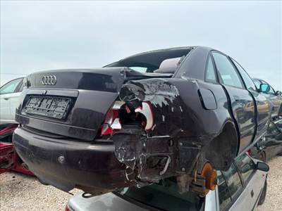 Audi A4 (B5 - 8D) 1.6 Jobb hátsó Féknyereg Munkahengerrel *166382*