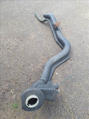 Opel Kadett E GM 90 200 530 SZÁMÚ tankbeöntő cső  gm90200530