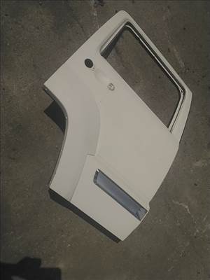 JEEP Cherokee Liberty 2007-2012 Jobb hátsó ajtó.