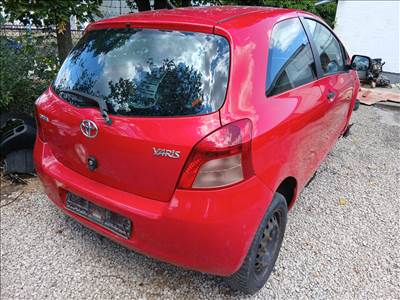 Toyota Yaris (XP90) bontásra egyben eladó