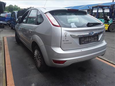 Ford Focus Mk2 2.0 TDCi Bal első sárvédő 