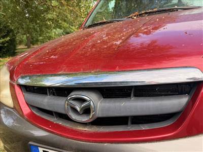 Mazda Tribute első díszrács 