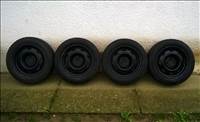 Eladó 4db 15-ös 4x108-as Citroen,Peugeot Lemezfelni 185/60R15 Barum téli gumival