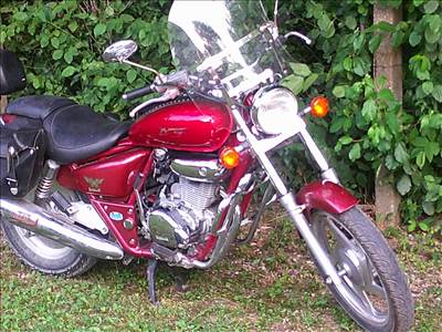 Daelim VT 125 Evolution (2000) DAELIM VT 125F-RŐL:KORMÁNY KEZELŐSZERVEKKEL ELADÓ