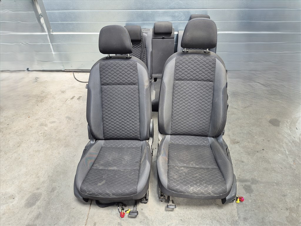 Volkswagen Golf VII kombi ülés garnitúra (36515) 2. kép