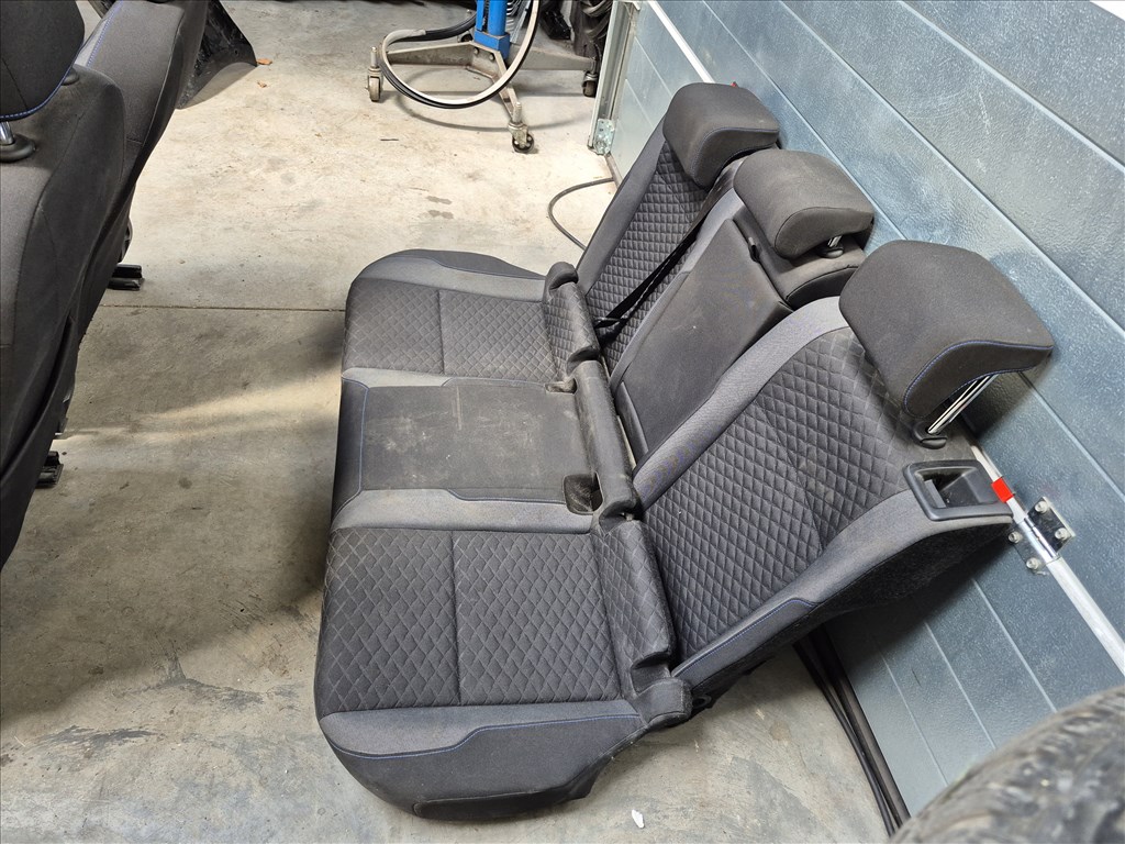 Volkswagen Golf VII kombi ülés garnitúra (36515) 9. kép