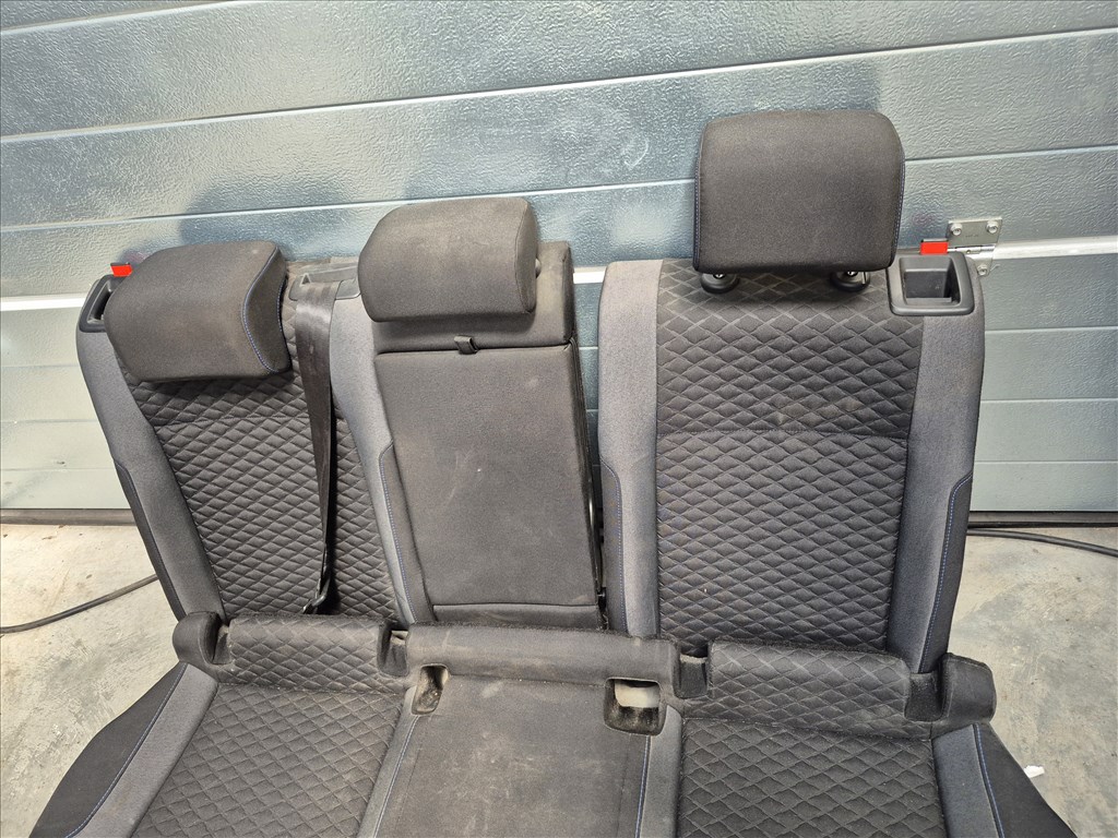 Volkswagen Golf VII kombi ülés garnitúra (36515) 11. kép