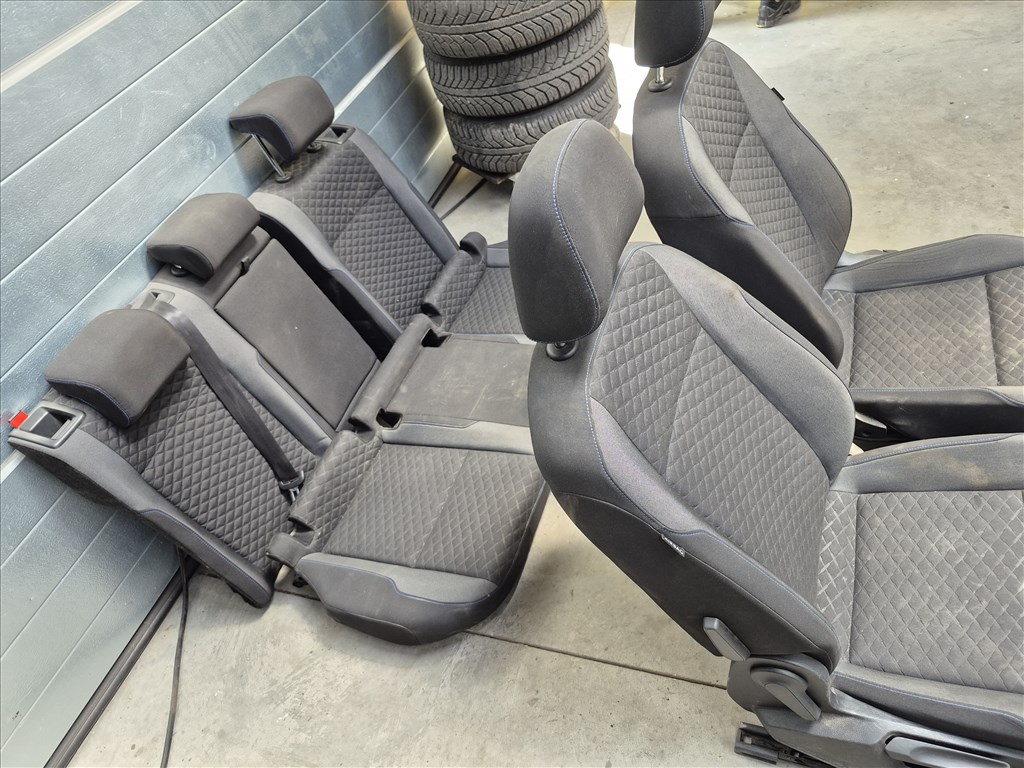 Volkswagen Golf VII kombi ülés garnitúra (36515) 13. kép