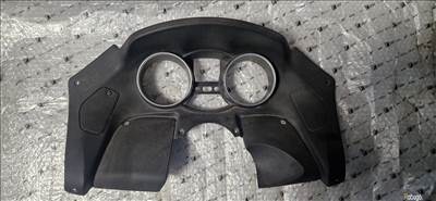 Piaggio Mp3  óra körüli idom
