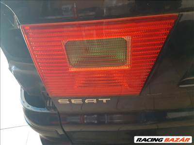 Seat Alhambra 1.9pdtdi hátsó csomagtérajtó lámpák eladók!