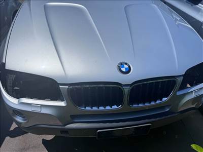 BMW X3 E83 karosszéria alkatrészek 