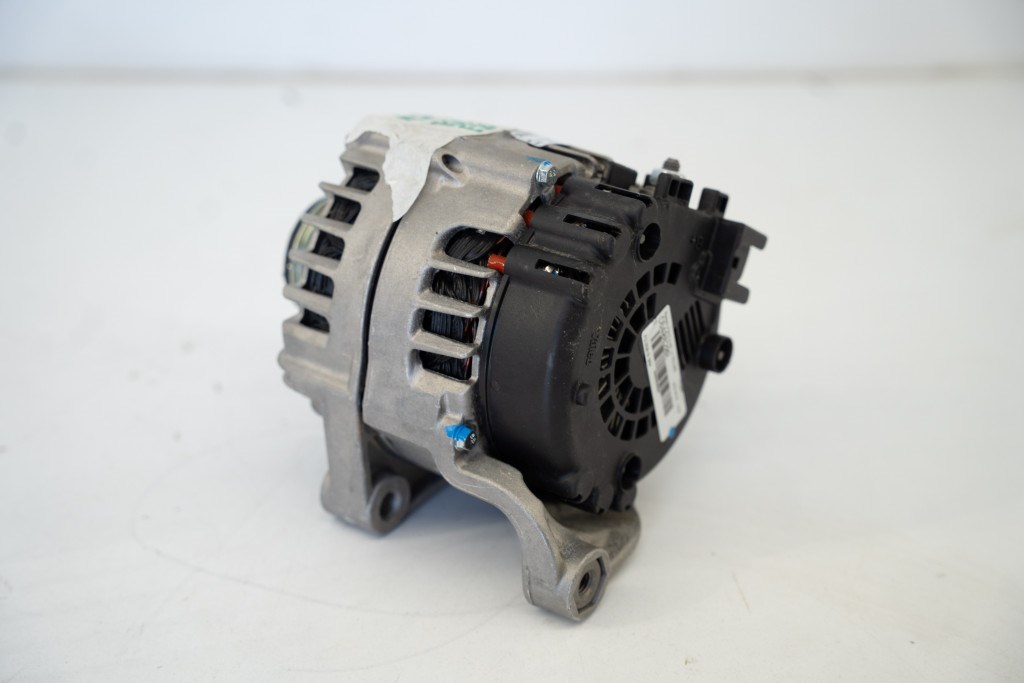 BMW 1er E81, E87LCI, E82, E88, 3er E90, E90LCI, E91, E91LCI, E92, E93, 5er E60LCI, E61LCI, X1 E84, X3 E83LCI Generátor 3. kép