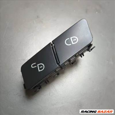 Mercedes W204 C osztály bal ajtózár gomb  a2049058402