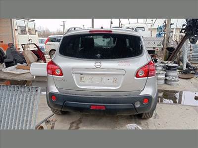 Nissan Qashqai (J10) Csomagtérajtó (Részeivel) *154781*