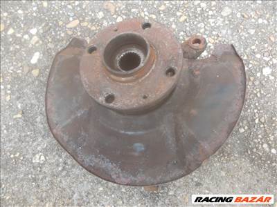 Suzuki Ignis bal első kerékagy/ csonkállvány 03-10