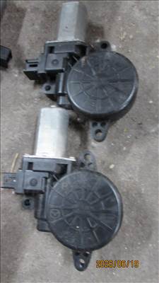 Mazda 3 BL '09 jobb első ablakemelő motor D6515858X
