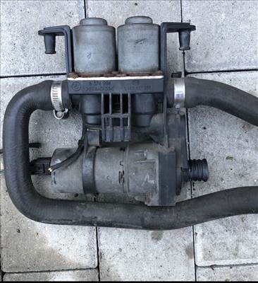 BMW 5-ös sorozat E39 Bmw e39 fütèscsap+ keringetǒ motor