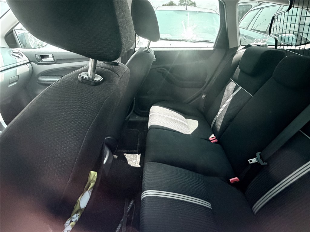 Ford Focus Mk2 1.6 16v bontott alkatrészei 6. kép