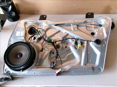  VW TIGUAN JOBB ELSŐ ABLAK EMELŐ SZERKEZET ELADÓ! 5n0837756