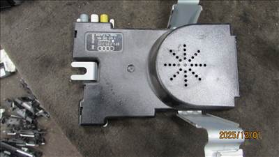 Audi A3 (8P) antenna erősítő modul (8P4035225 / 7617310104)