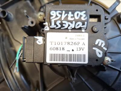 Subaru Forester (SJ) jobb fûtés állító motor T1017826P