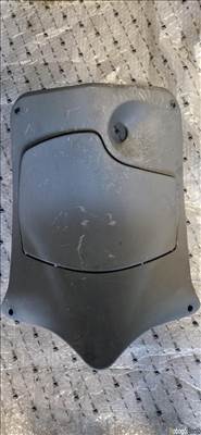 Piaggio Fly  térdidom