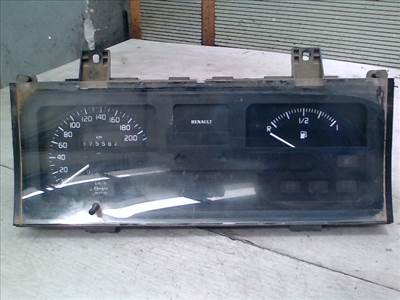 RENAULT CLIO 96-98 Kilóméteróra