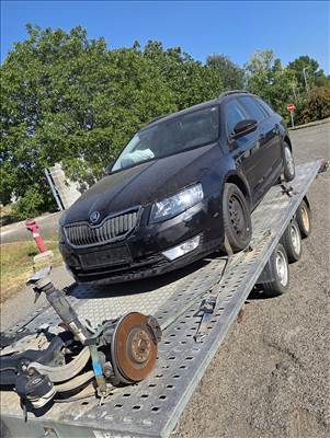 Skoda Octavia III bontott alkatrészei